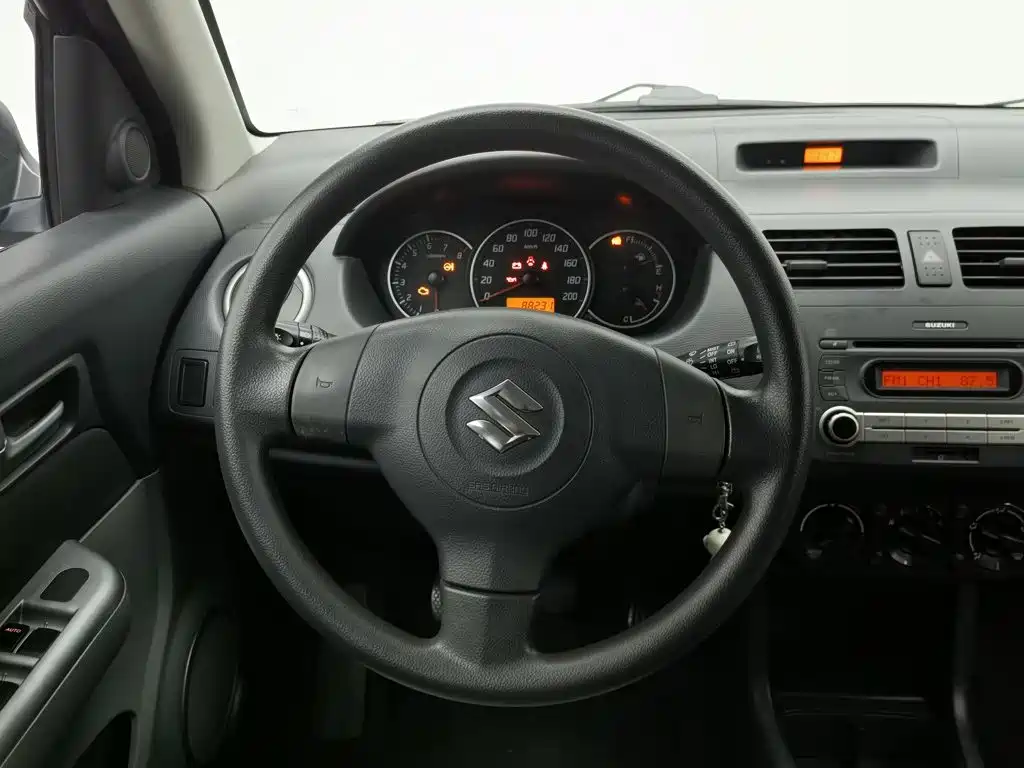 Suzuki Swift — миниатюра 11