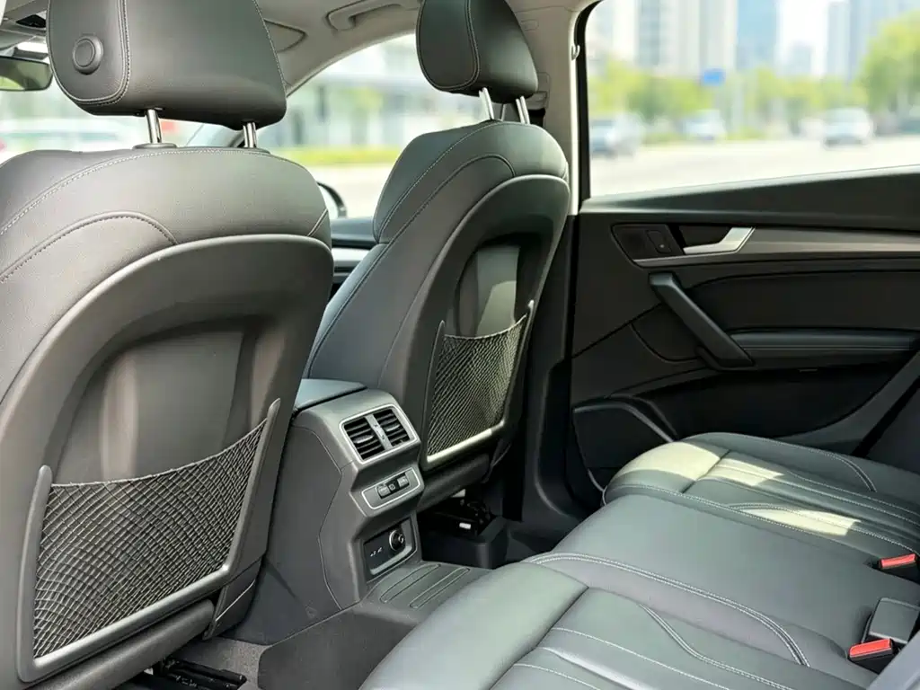 Audi Q5L — миниатюра 8