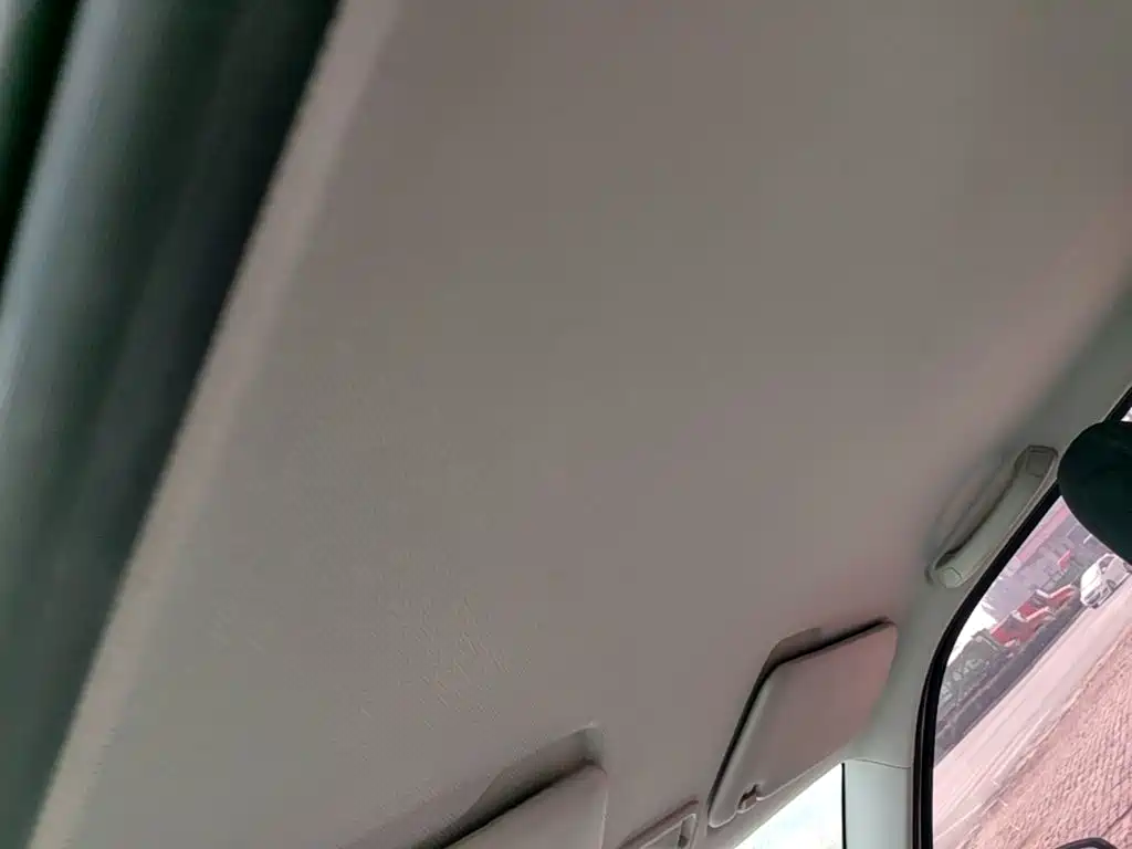 Wuling MINIEV — миниатюра 18