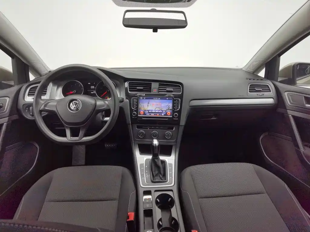 Volkswagen Golf — миниатюра 5