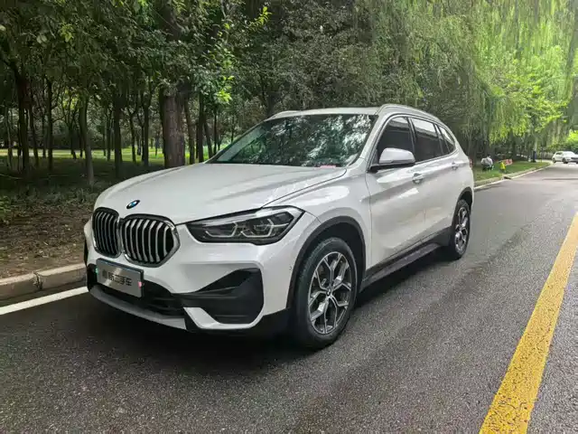 BMW  X1