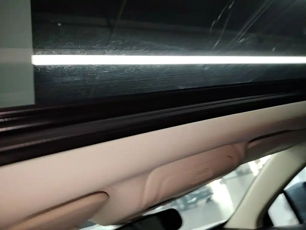 Cadillac XT5 — миниатюра 18