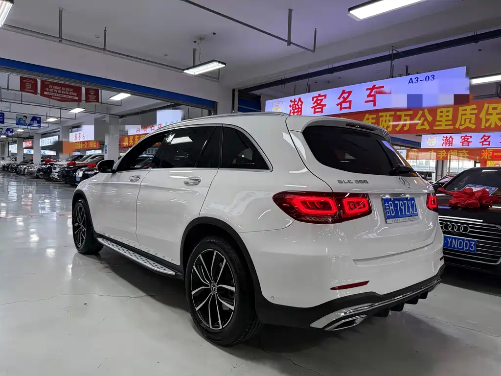 MERCEDES-BENZ GLC