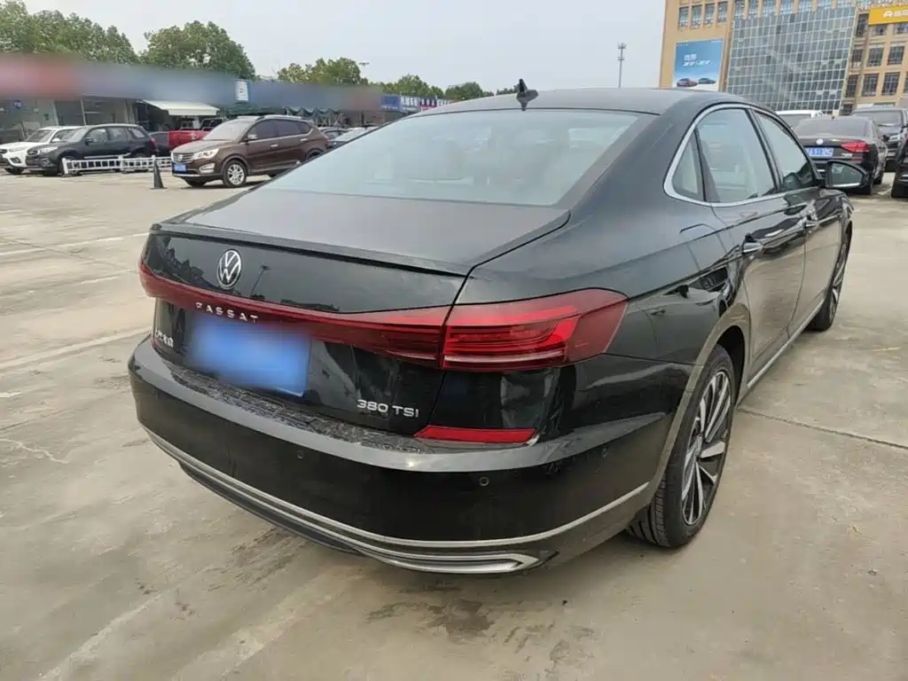 Volkswagen Passat — миниатюра 7