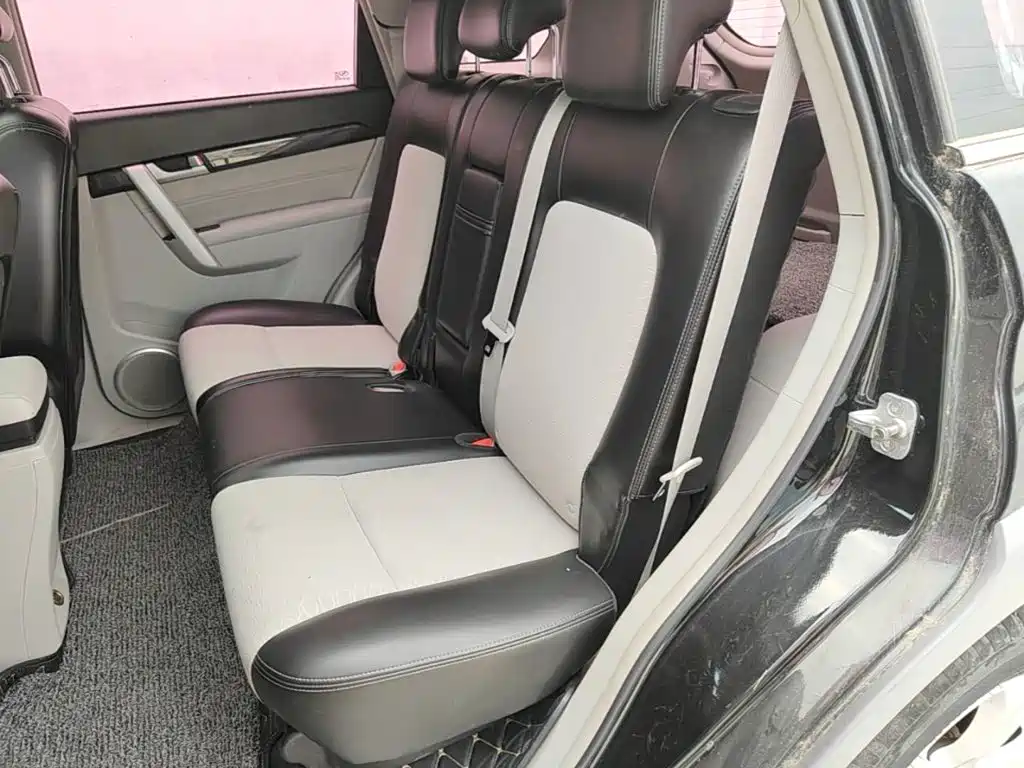Chevrolet Captiva — миниатюра 17