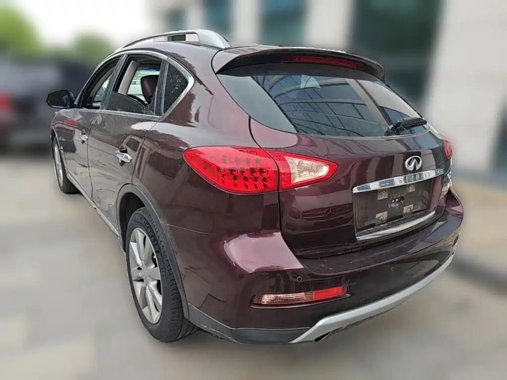 Infiniti QX50 2015 2.5L Enjoy