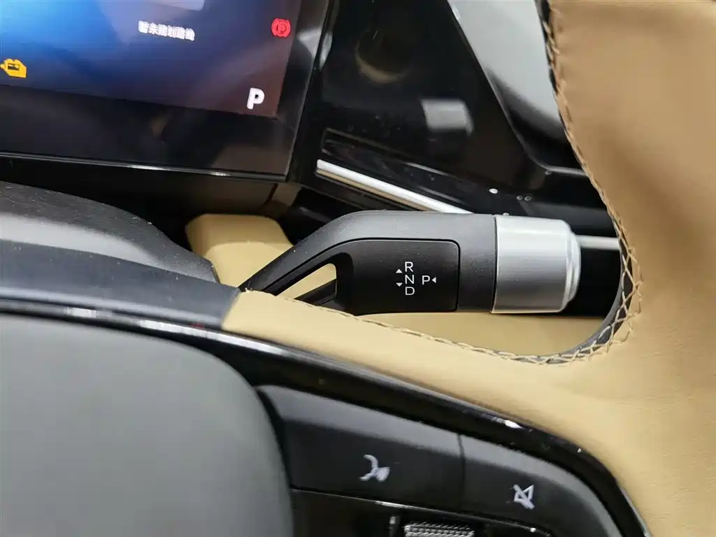 GEELY GALAXY GALAXY L6