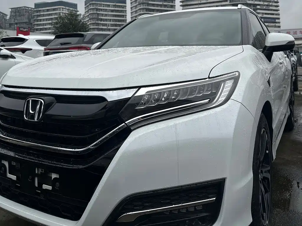 Honda UR-V — миниатюра 2