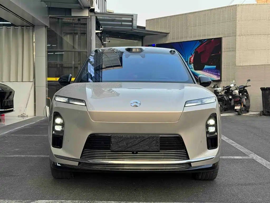 NIO ES8 — миниатюра 3