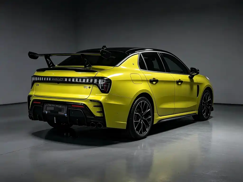 Lynk & Co 03 — миниатюра 8