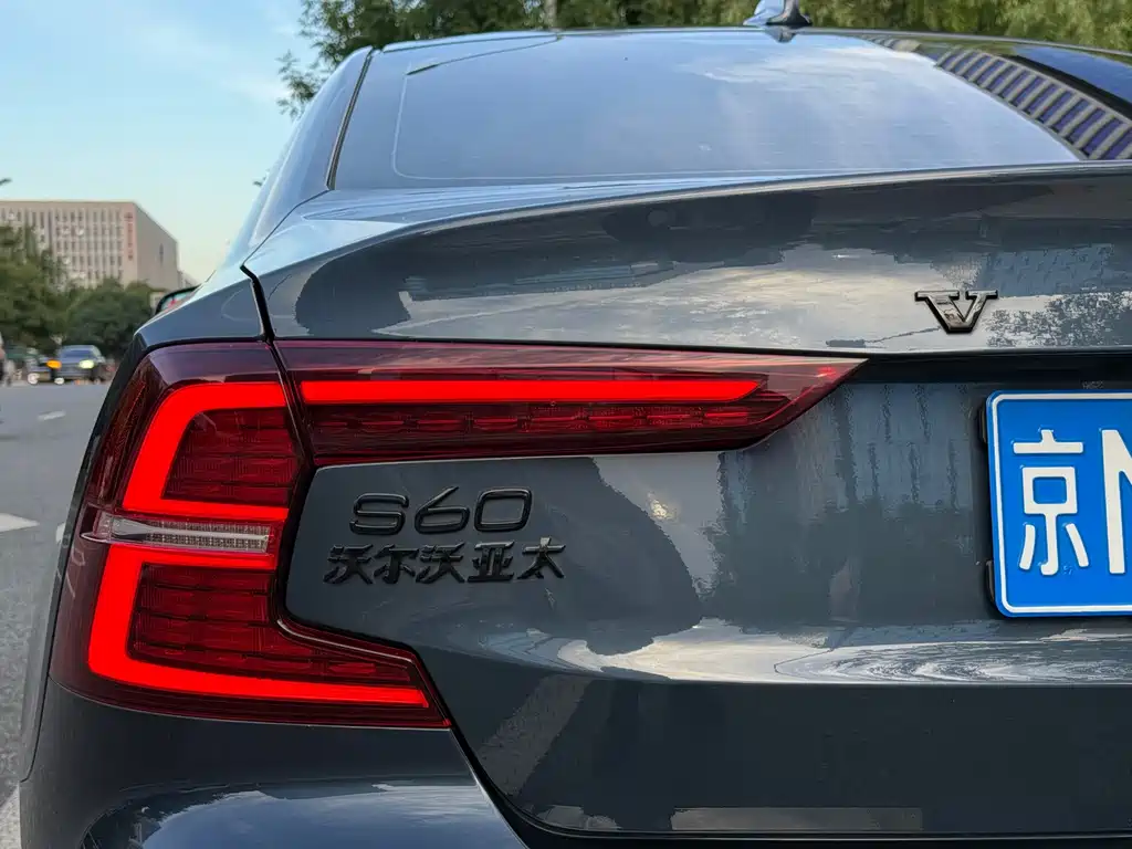 Volvo S60 — миниатюра 24