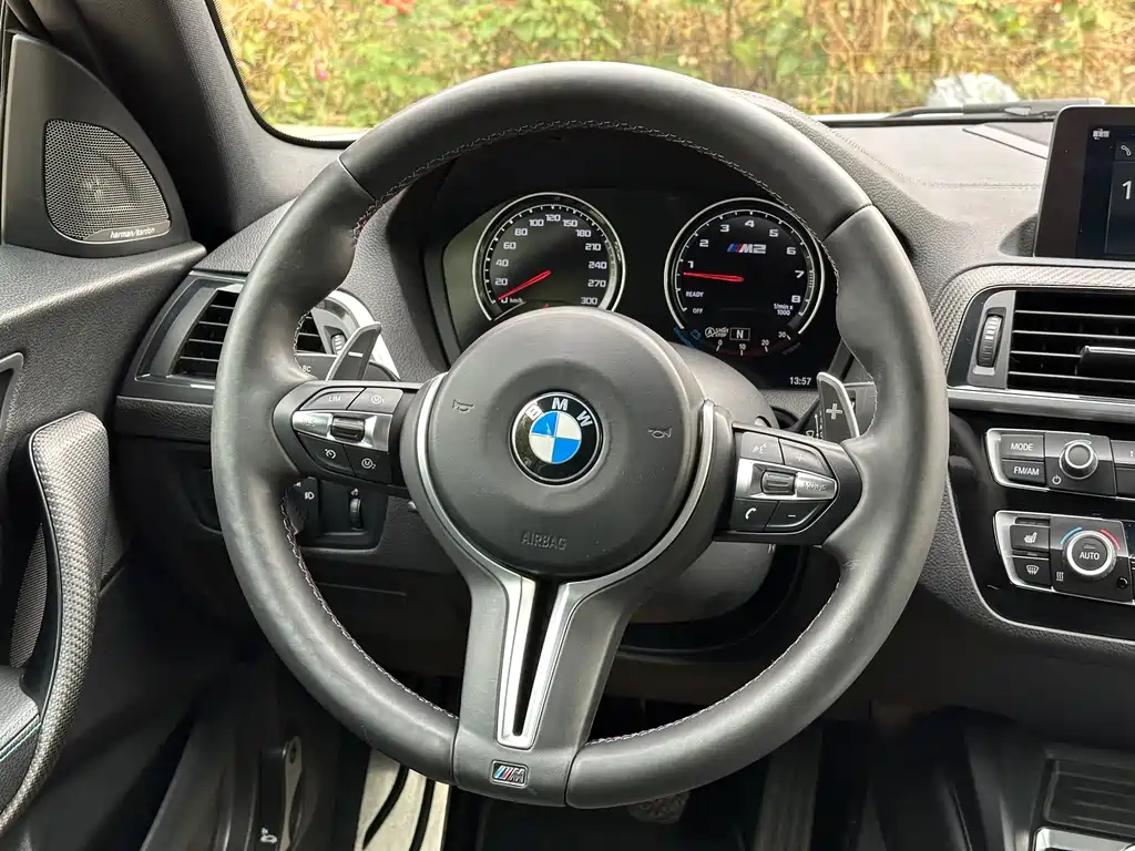 BMW M2 — миниатюра 22