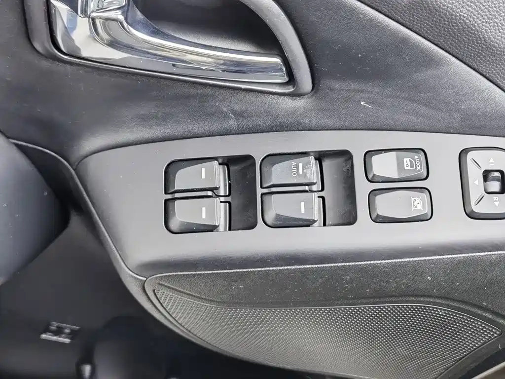 Hyundai ix35 — миниатюра 9