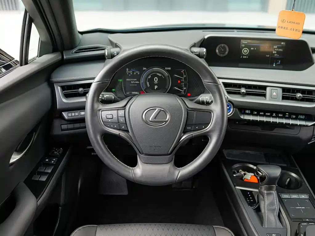 Lexus UX — миниатюра 19