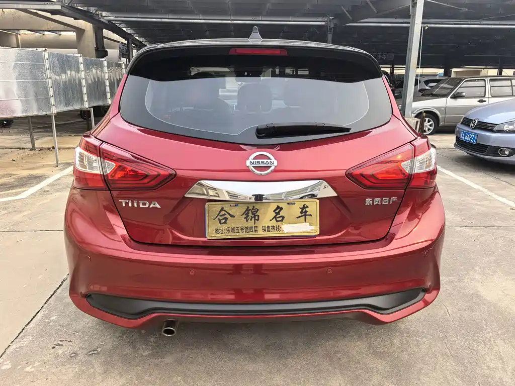 Nissan Tiida — миниатюра 4