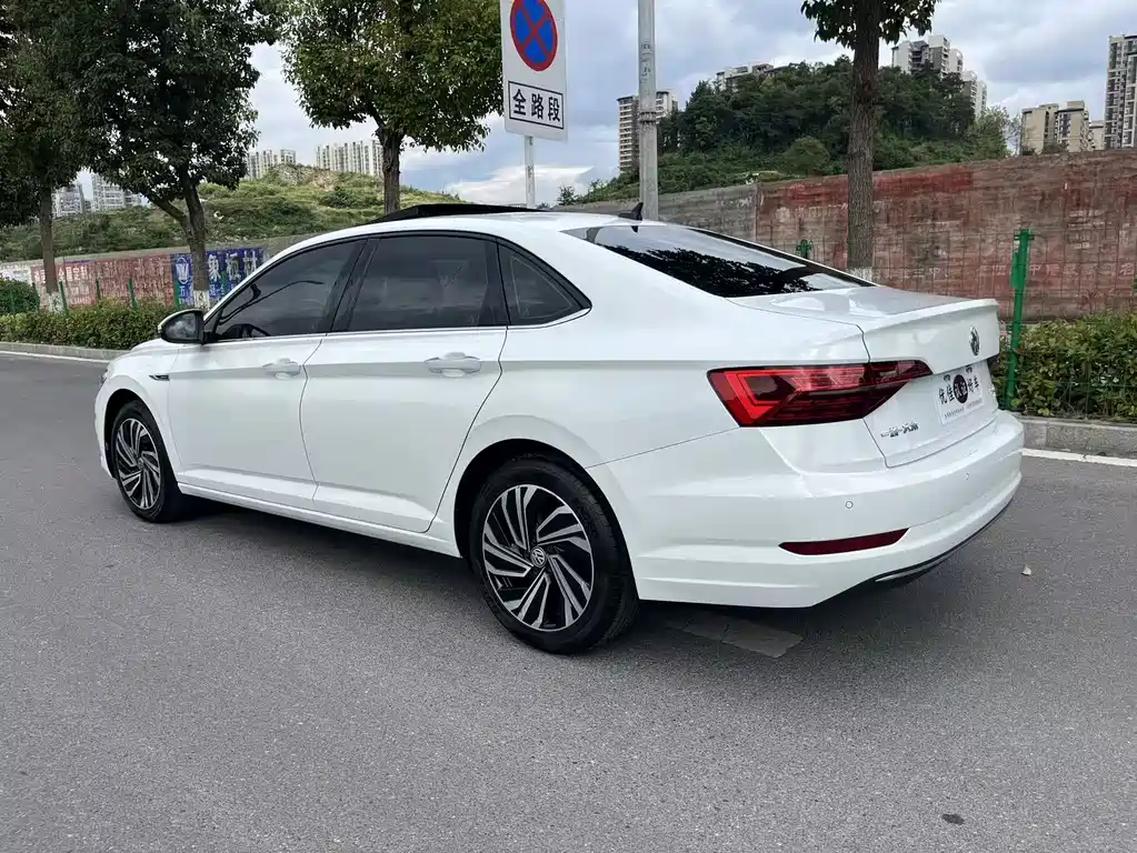 Volkswagen Sagitar — миниатюра 10