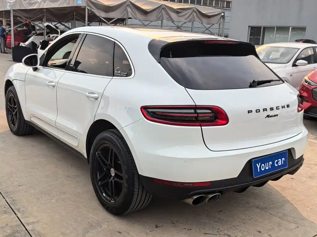 Porsche Macan — миниатюра 4