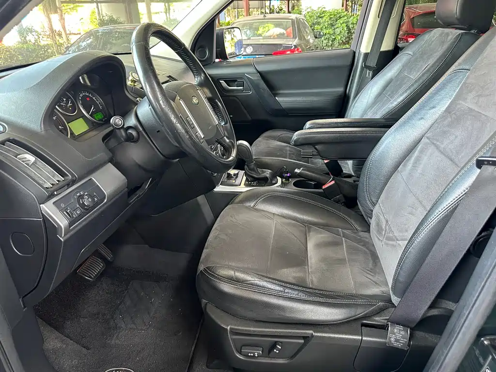 Land Rover 2 011 2.2T SD4 HSE