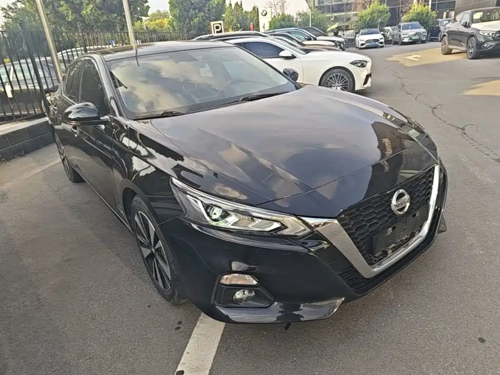 Nissan Teana — миниатюра 4