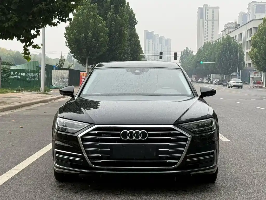 Audi A8 — миниатюра 2