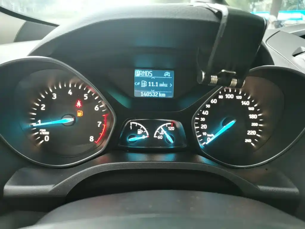 Ford Kuga — миниатюра 12