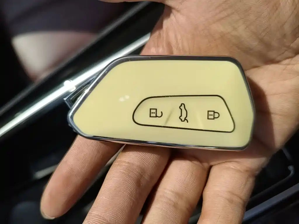 Volkswagen ID.6 X — миниатюра 9