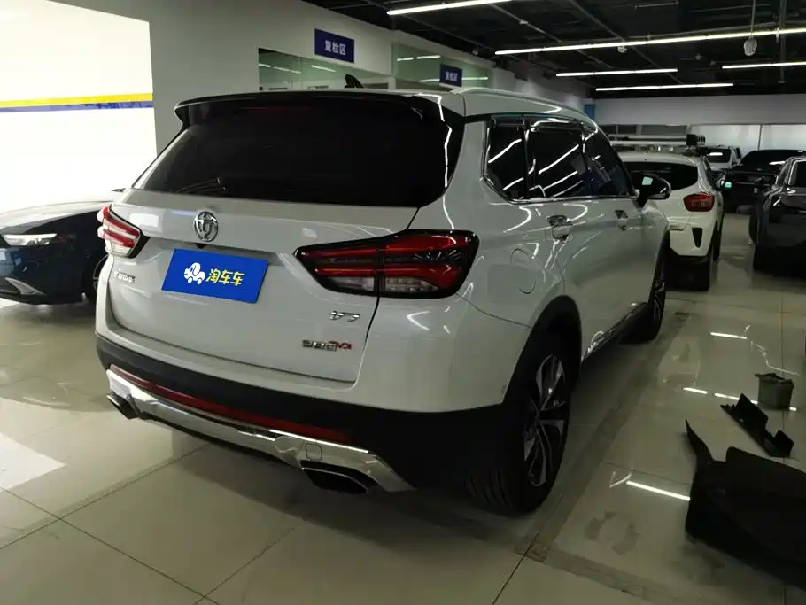 Zhonghua V7 — миниатюра 3