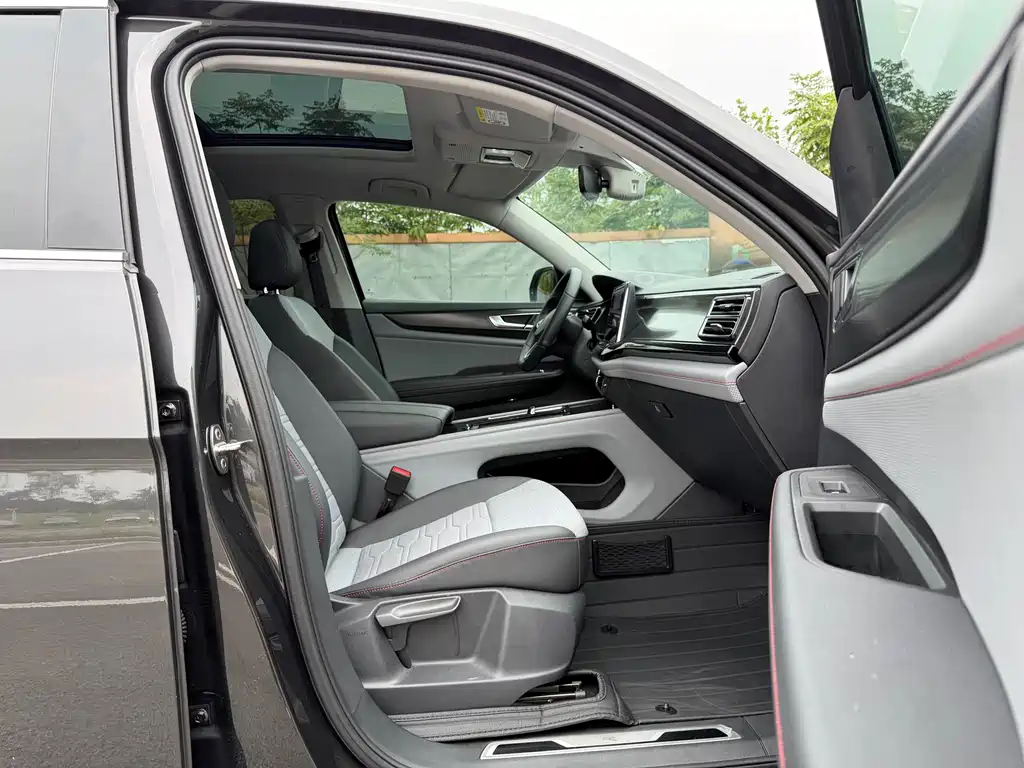 Volkswagen Teramont — миниатюра 14