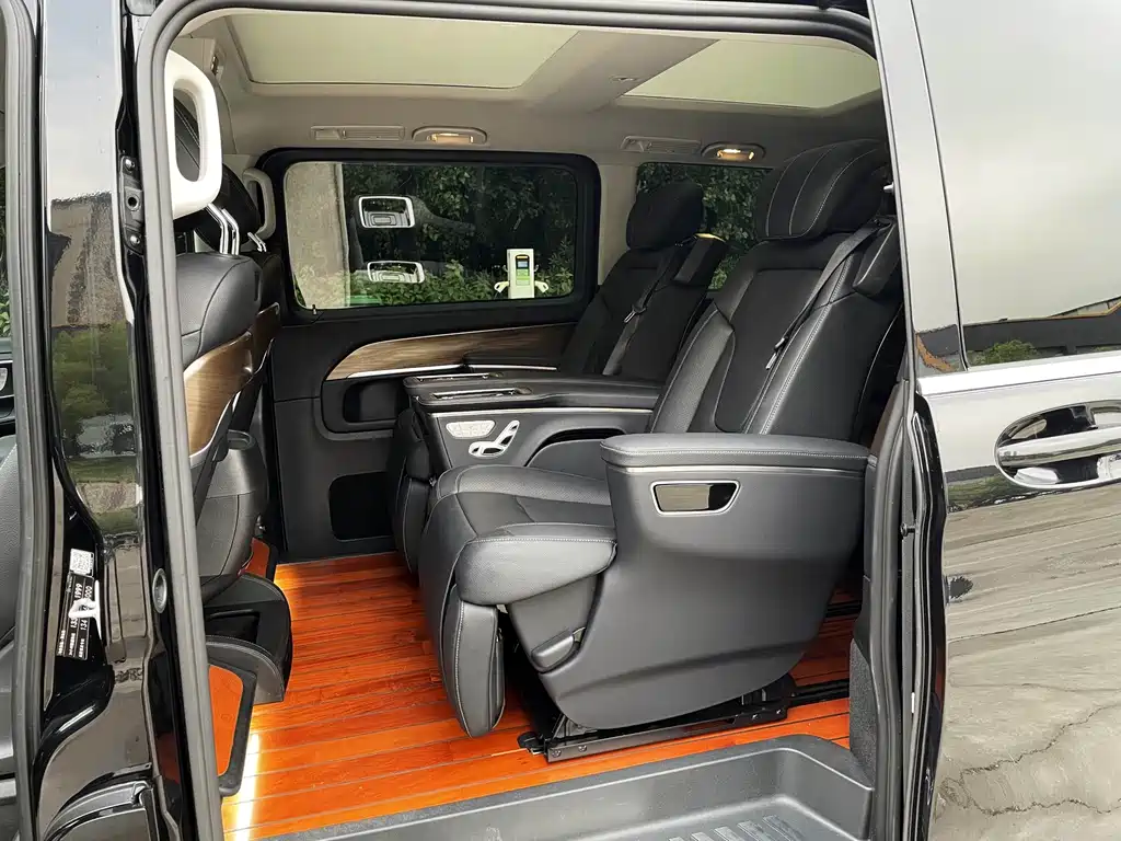 Mercedes-Benz V-Class — миниатюра 5