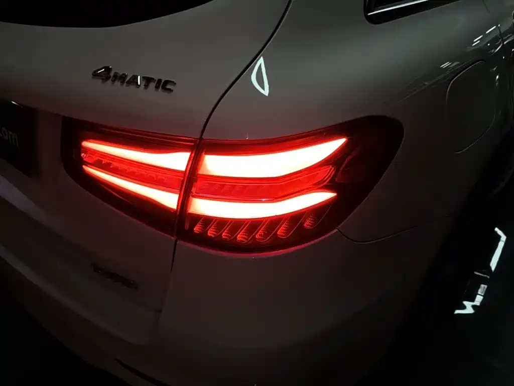 Mercedes-Benz GLC — миниатюра 8