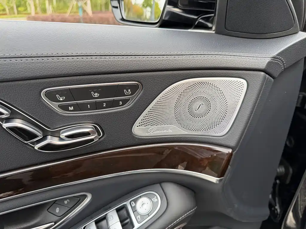 Mercedes-Benz S-Class — миниатюра 5