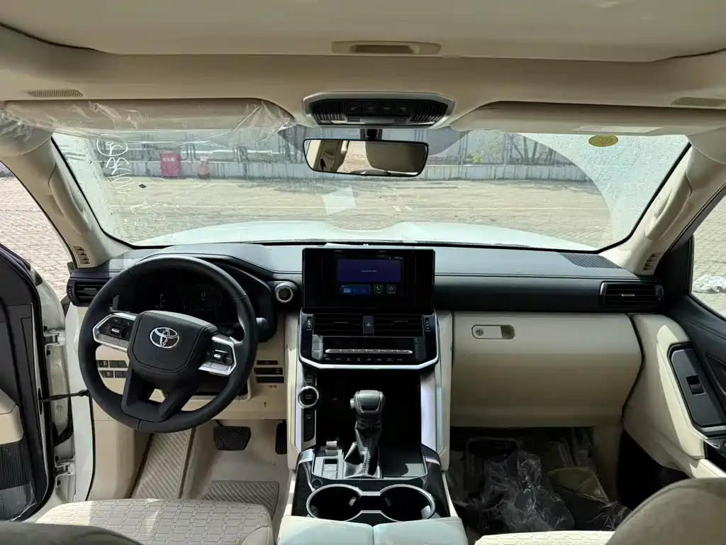 Toyota Land Cruiser — миниатюра 10