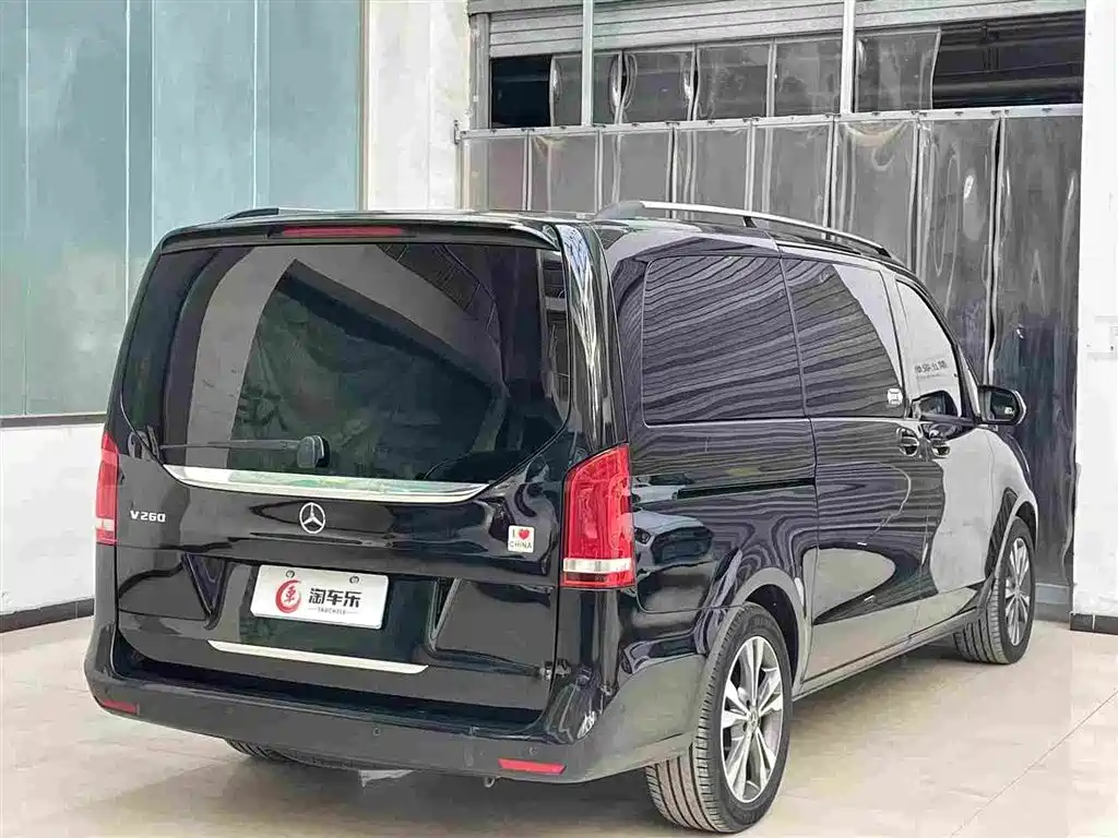 MERCEDES-BENZ V CLASS