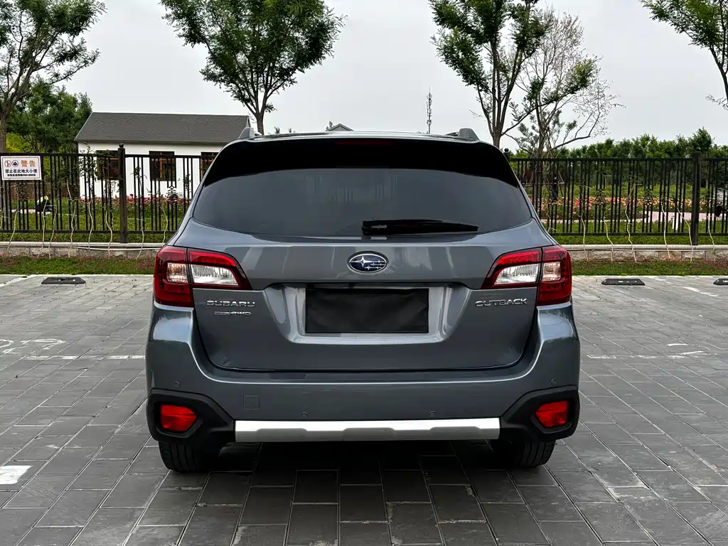 Subaru Outback 2015 2.5i Sport