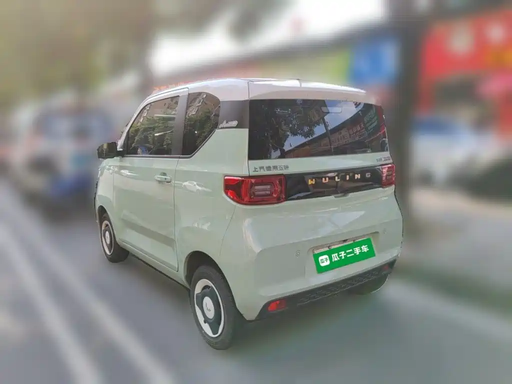 Wuling MINIEV — миниатюра 6