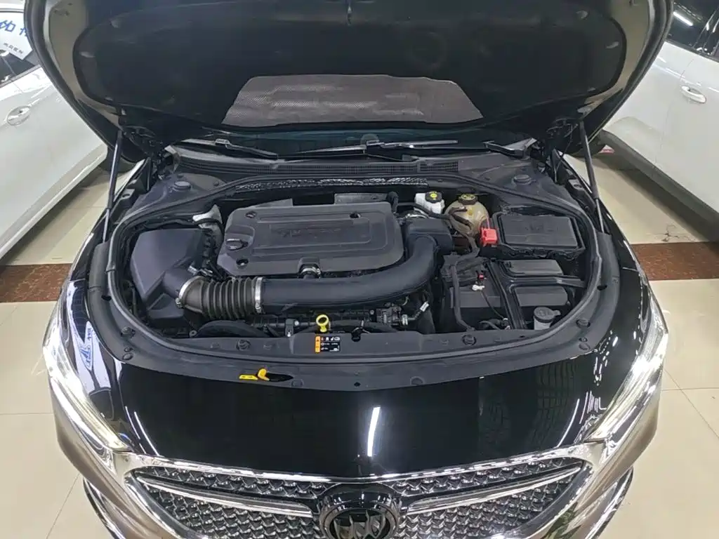 Buick LaCrosse — миниатюра 20