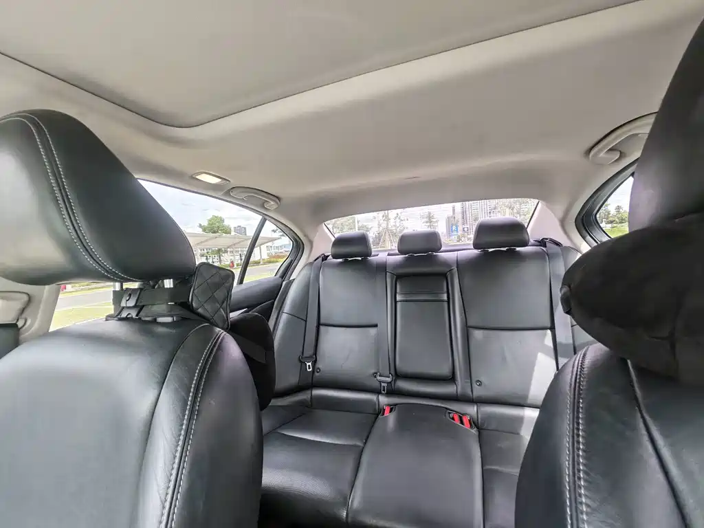 Infiniti Q50L — миниатюра 7