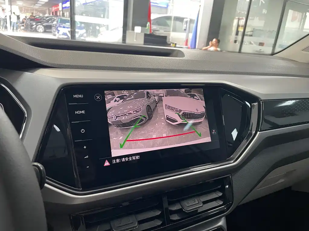 Volkswagen T-Cross — миниатюра 14