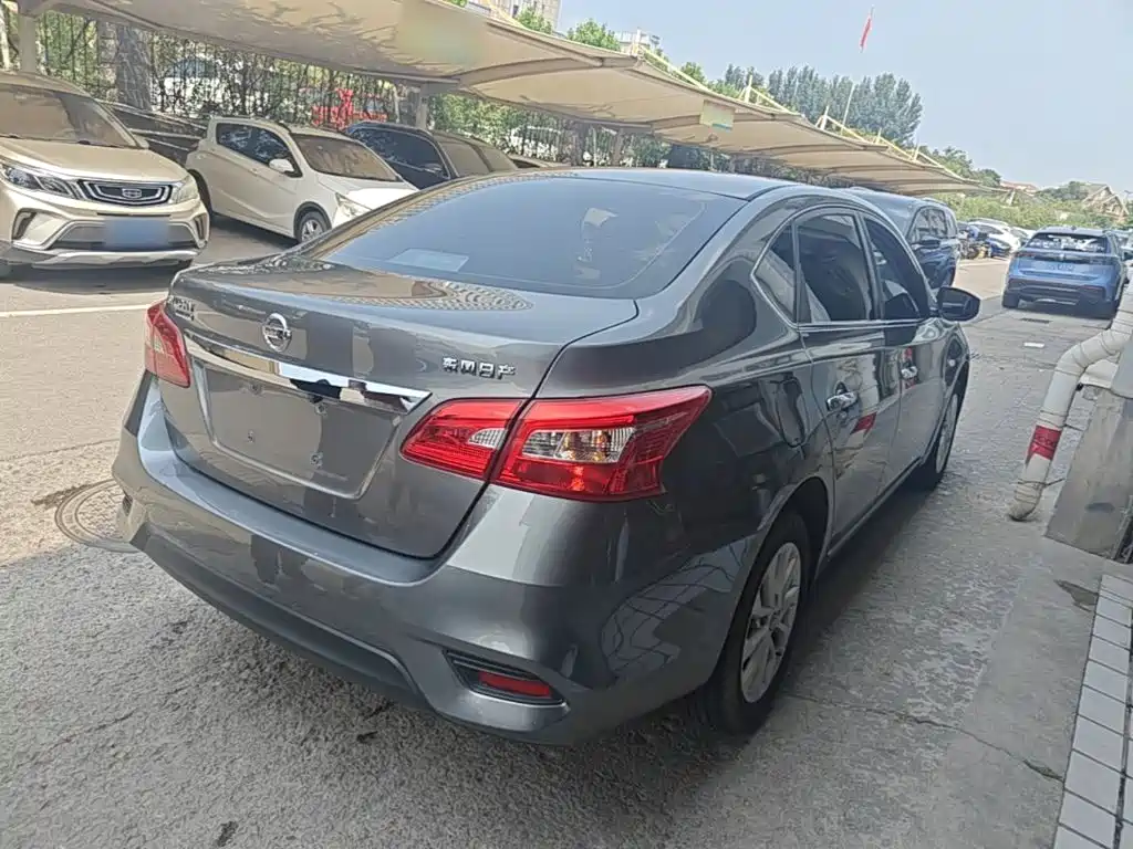 Nissan Sylphy — миниатюра 7