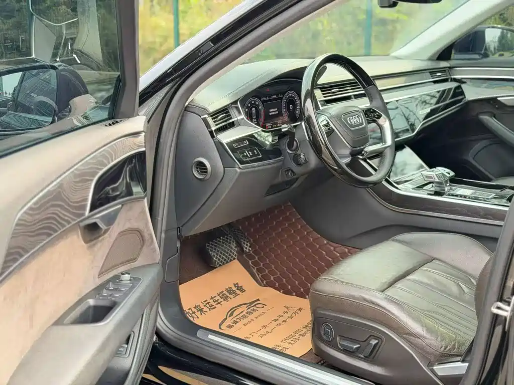 Audi A8 — миниатюра 4