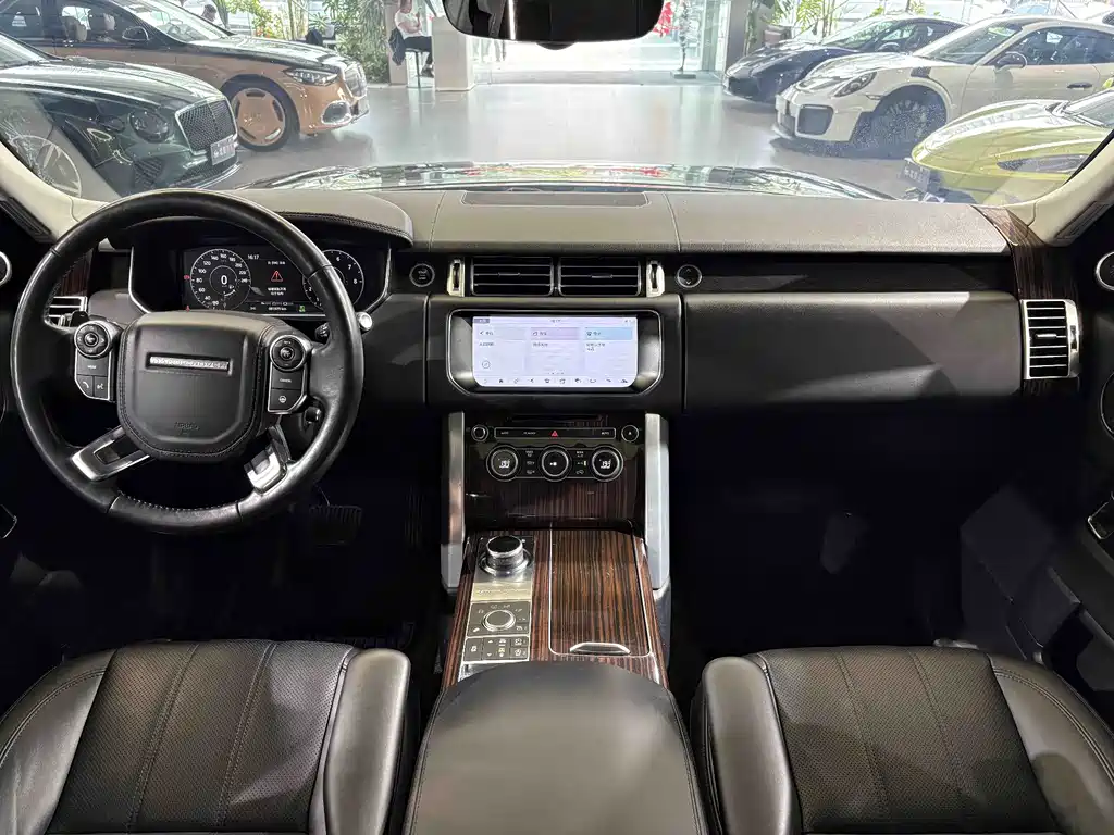 Land Rover Range Rover — миниатюра 15