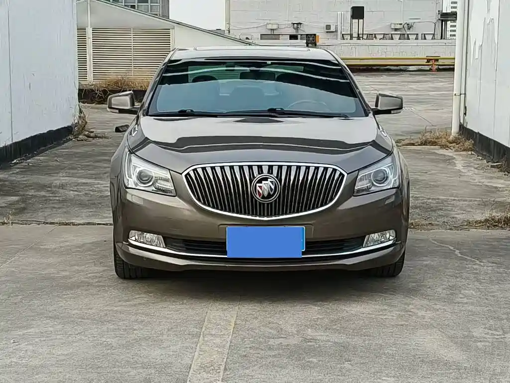 Buick LaCrosse 2013 2.4L SIDI Luxury Comfort