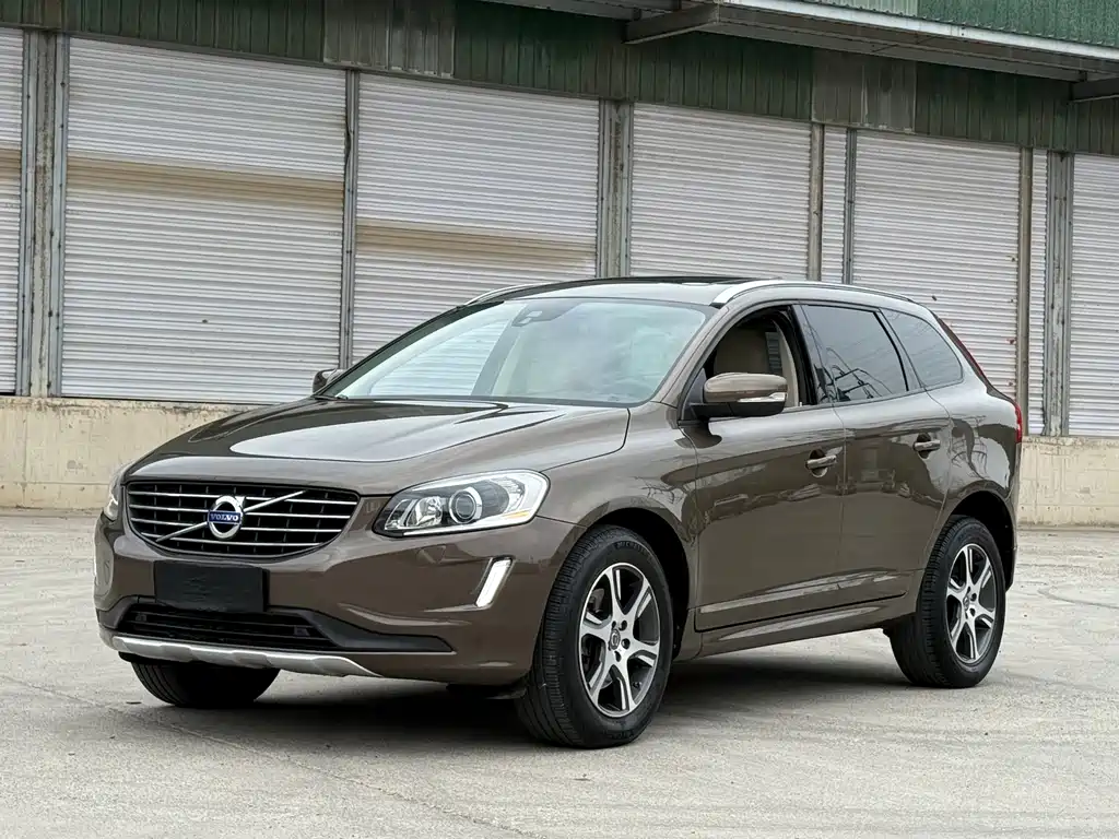Купить Volvo XC60 (Import)