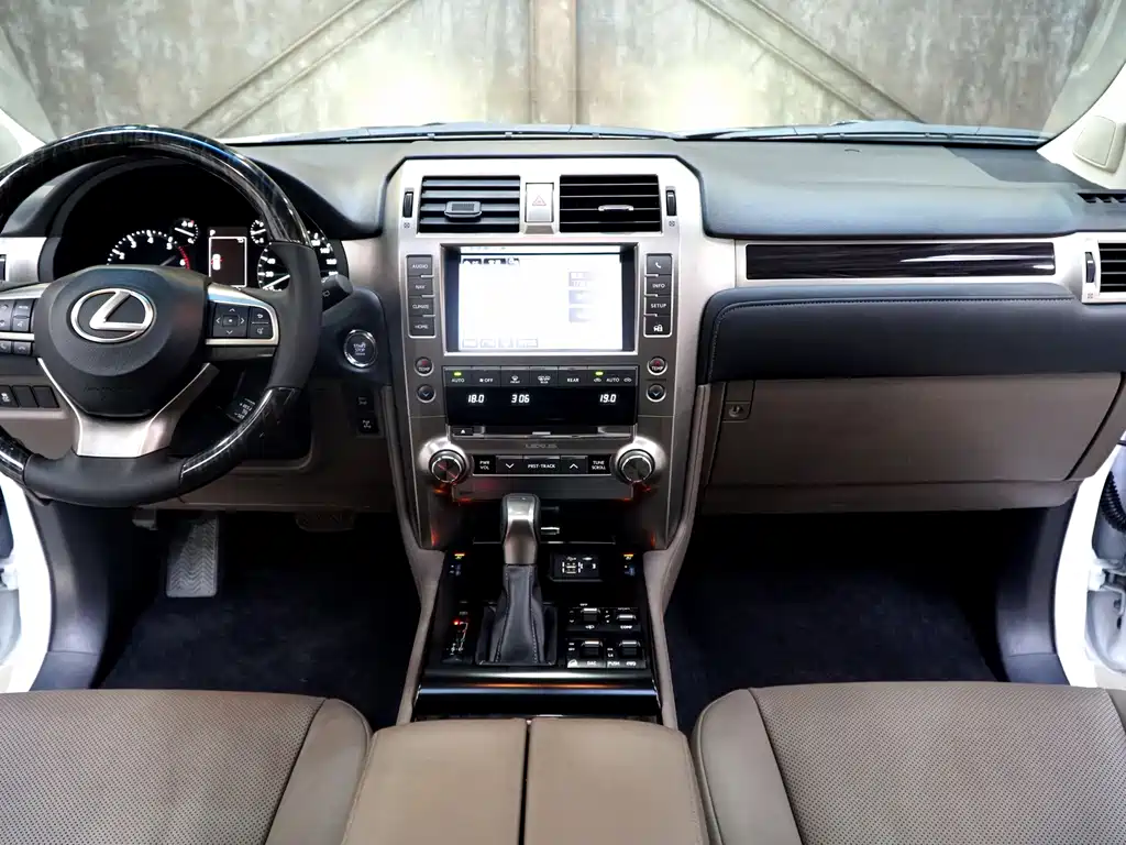 Lexus GX — миниатюра 6