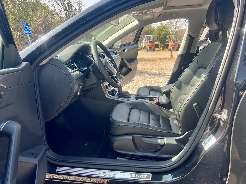 Volkswagen Passat — миниатюра 10