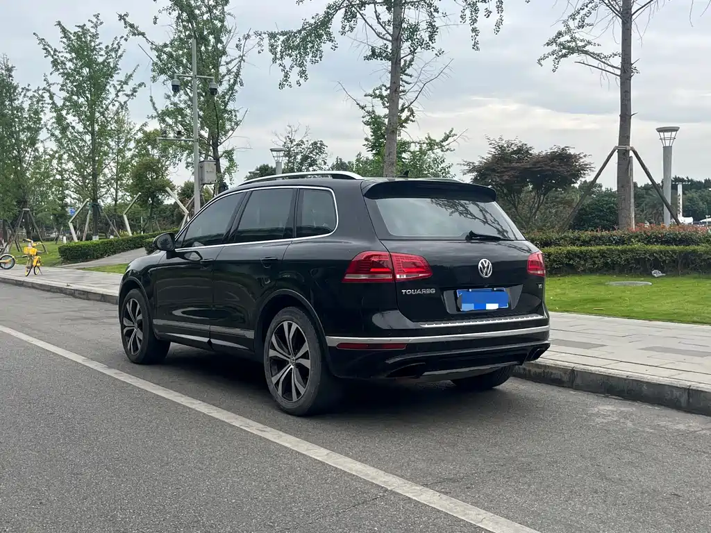 Volkswagen Touareg 2017 3.0TSI R-Line