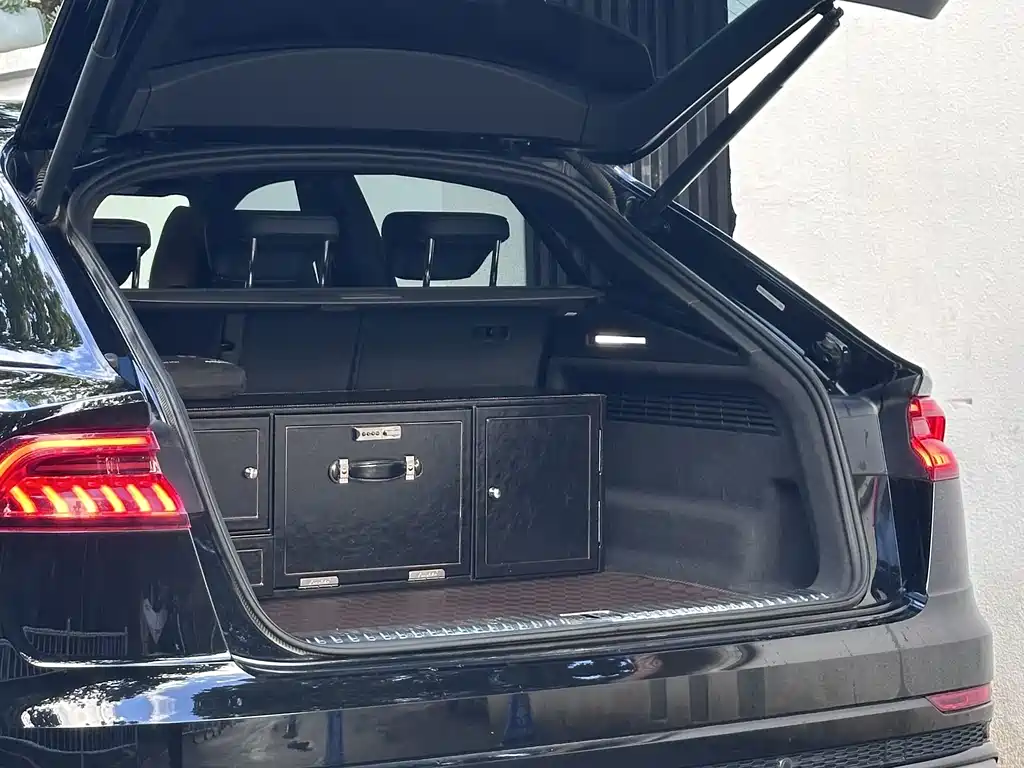 Audi Q8 — миниатюра 4
