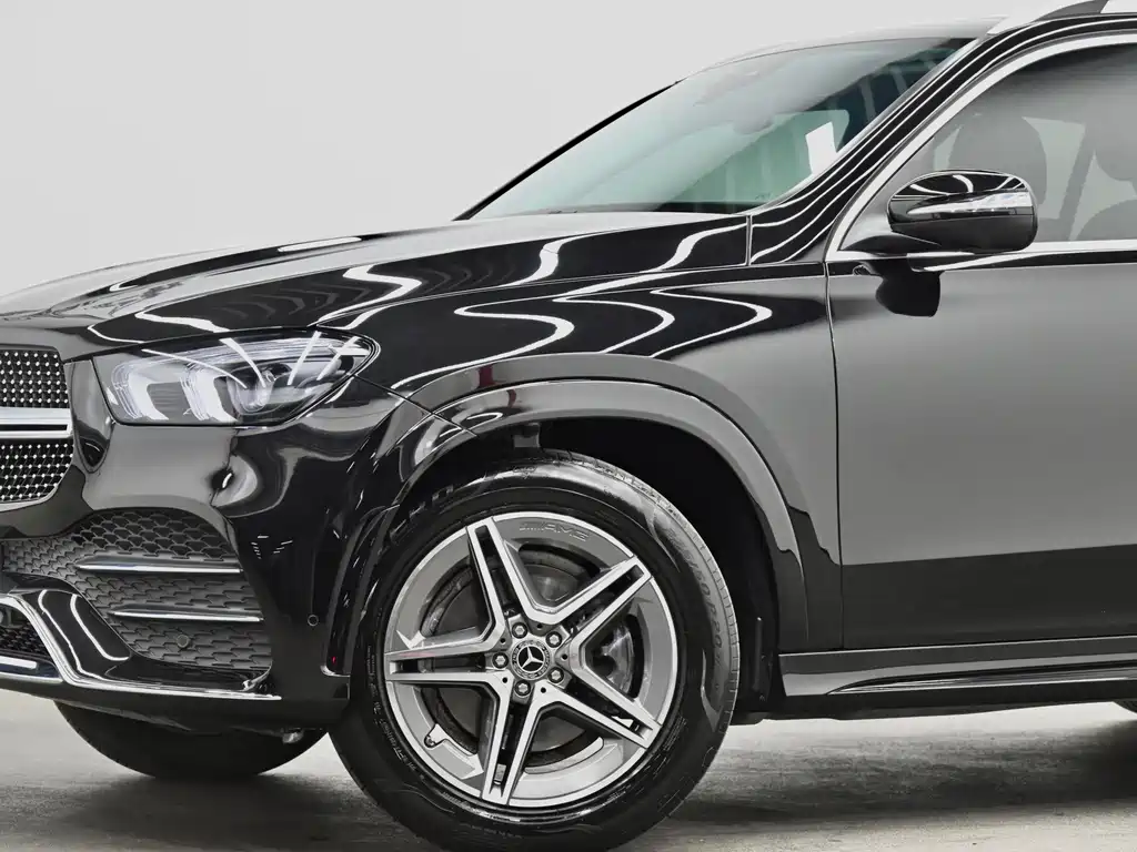 Mercedes-Benz GLE (Import) — миниатюра 24