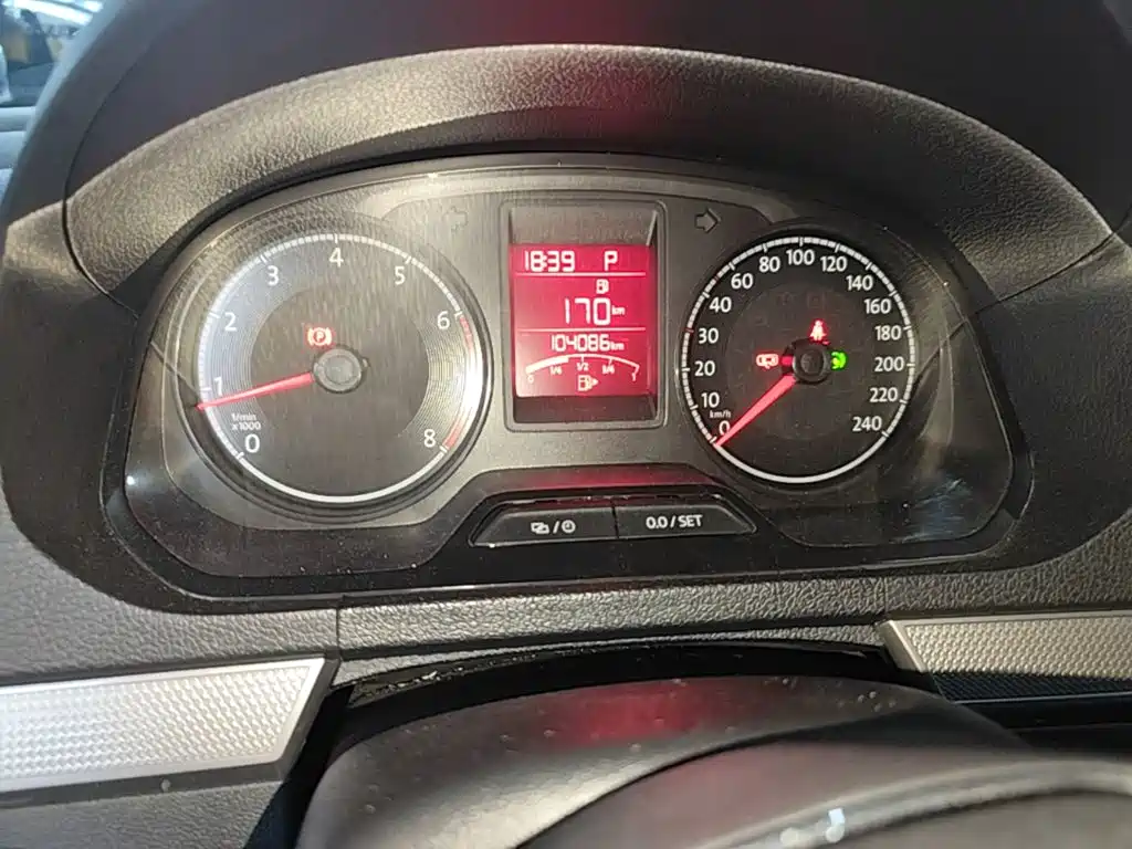 Volkswagen Jetta — миниатюра 12