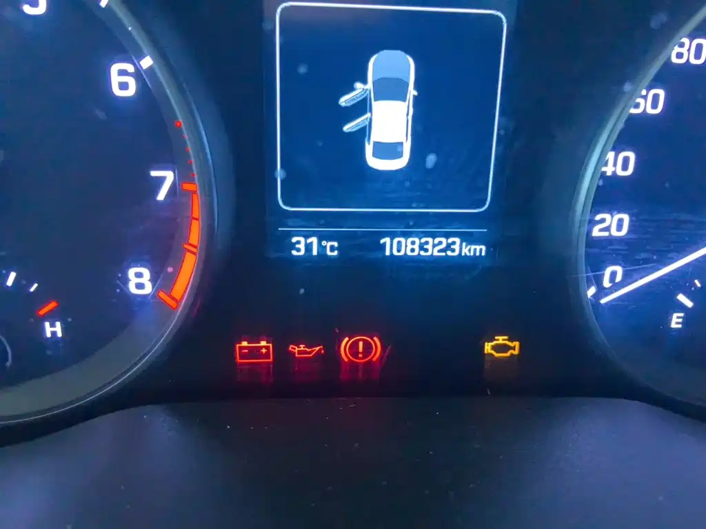 Hyundai Elantra — миниатюра 9